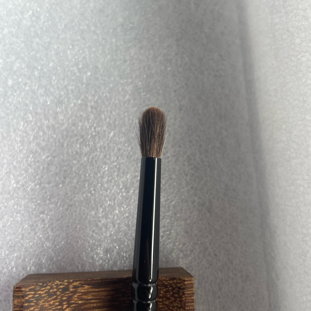Wayne Goss 2013 05 Blending brush